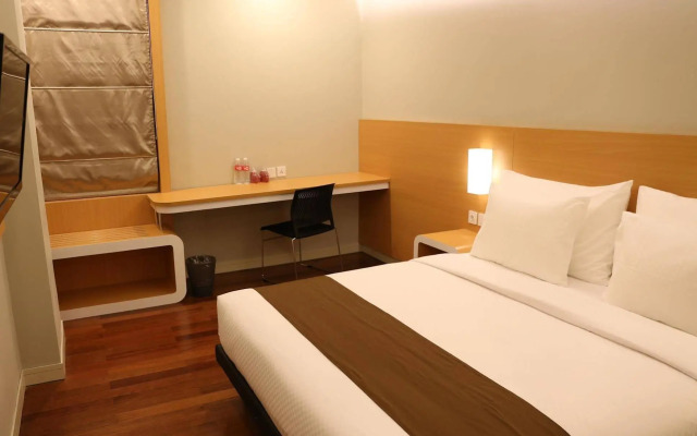 Kuta Majesty Hotel By Urban Styles