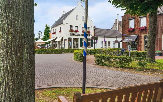 Charming Holiday Home in Grubbenvorst Near River Maas