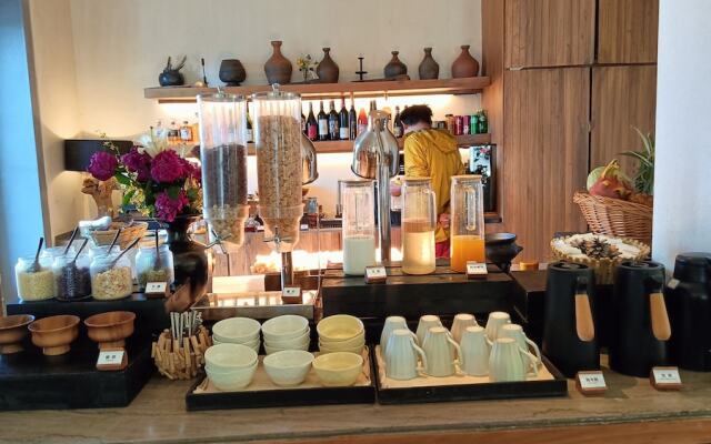 Sunyata Hotel Deqin Meili