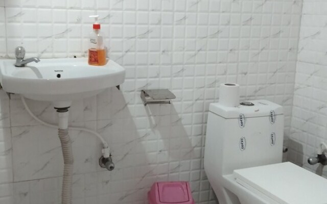 Zigzag Hostel Agra