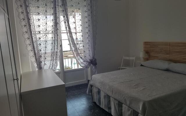 Bea's Apartment - The window to the sea - Seafront