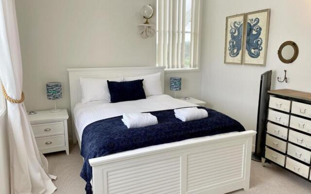 Barellen Beach House