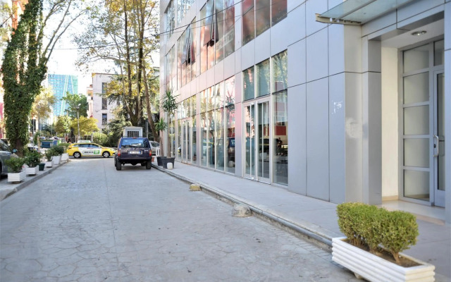 Haris Apartment Tirana no.2