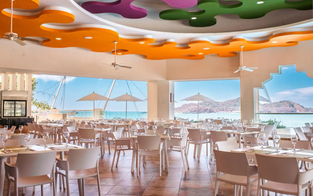 Azul Ixtapa Beach Resort and Convention Center - All Inclusive
