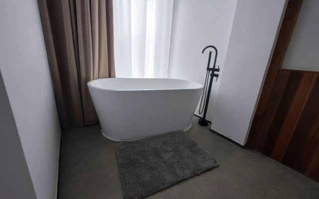 Huashan Hot Spring International Hotel