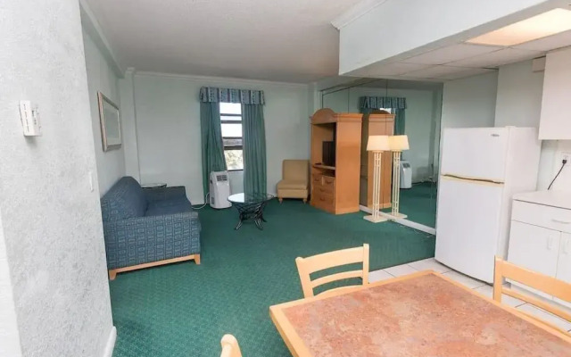 652 City View Studio Hollywood Beach