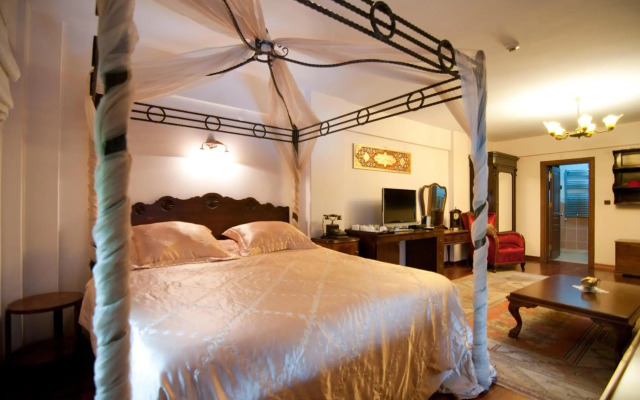 Villa Sphendone Suites