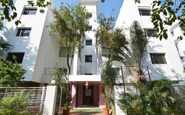 Lotus Hotel