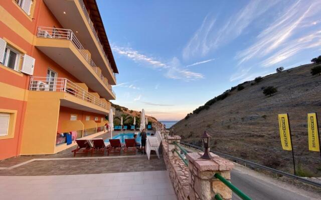 Karos Hotel Llaman
