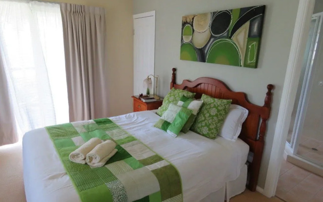 Grovely House Bed & Breakfast