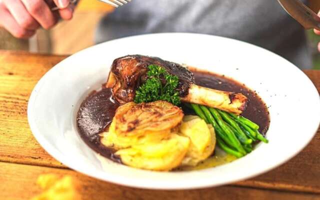 The Mug House Inn & Restaurant
