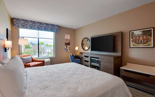 Hampton Inn Salem Boston