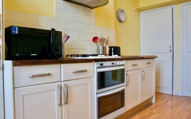 3 Bedroom Apartment in Edinburgh's New Town