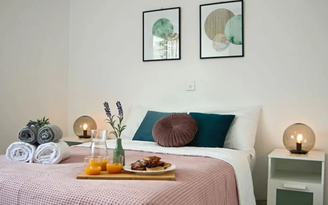 Phaedrus Living: Seaside Luxury Flat Natalia 102