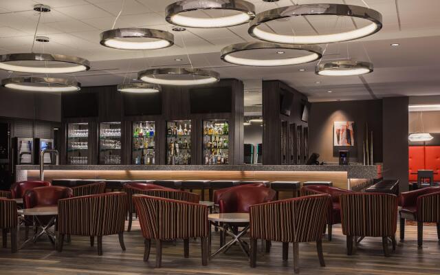 Holiday Inn Winnipeg South by IHG