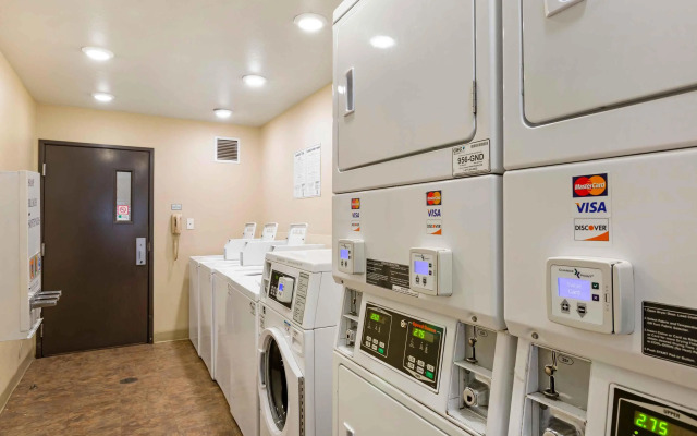 Extended Stay America Select Suites - Phoenix - West