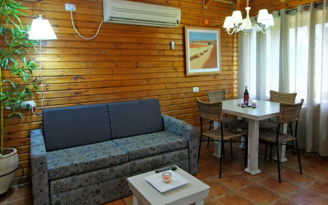 Nir David Country Lodge