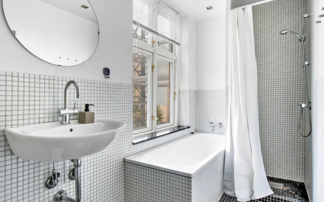 Awesome Three-bedroom apartment near Nyhavn