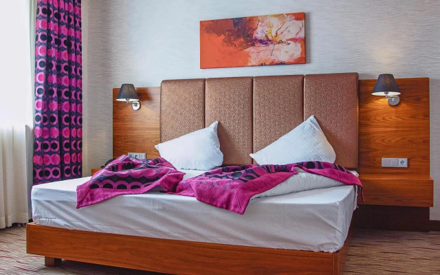 Airport Global Hotel, Olive INN