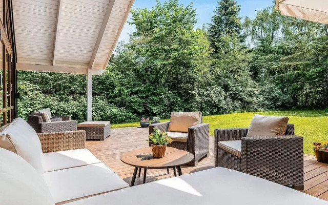 5 Star Holiday Home in Vaeggerlose