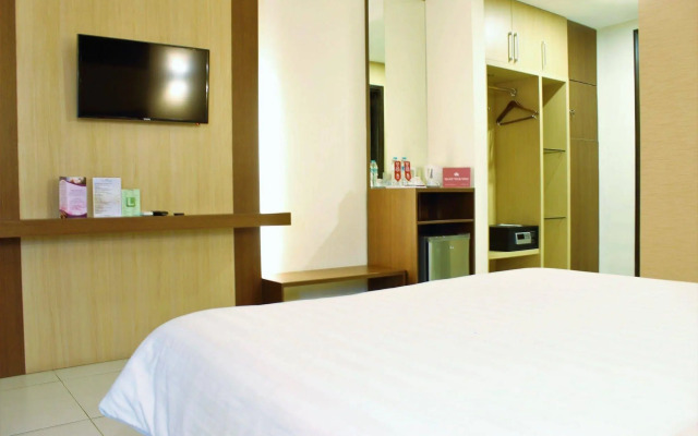 ZEN Rooms Cideng Timur Raya