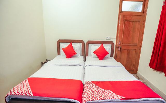 OYO 14562 Rishabh Guest house