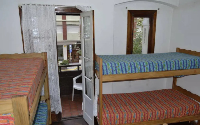 Puerto Nómade Hostel Internacional