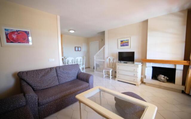 Apartamentos El Toro