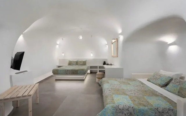 Yiota Collection  3Suites&3Prive Jacuzzi