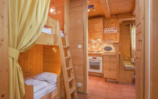 Pretty Apartment in a Separate Mountain Chalet