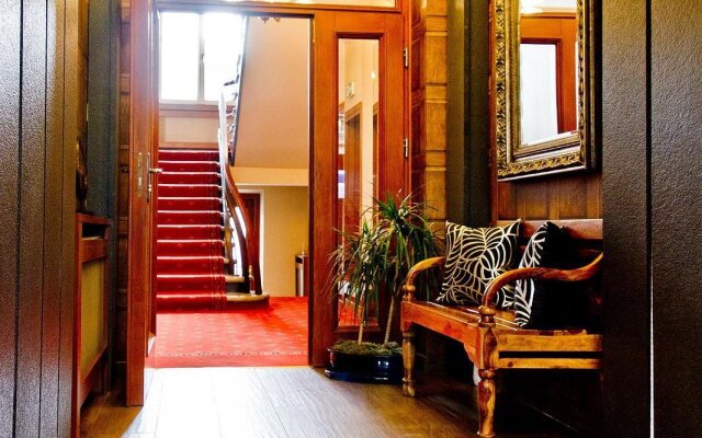 Columbus Hotel