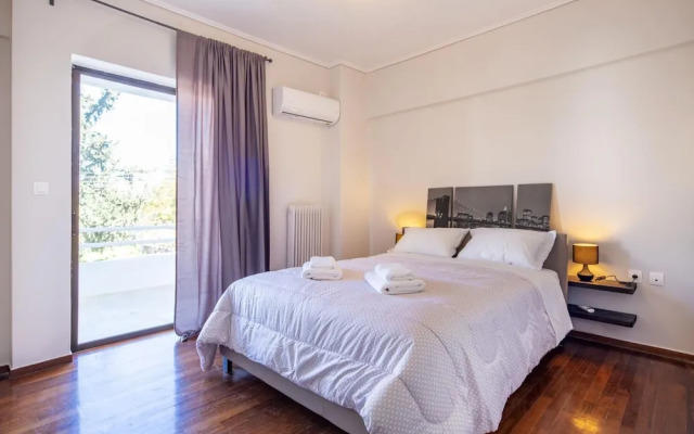 Kleio - Spacious Apartment in Glyfada