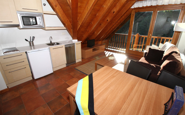 Snö Apartamentos Mont Romies Unhola