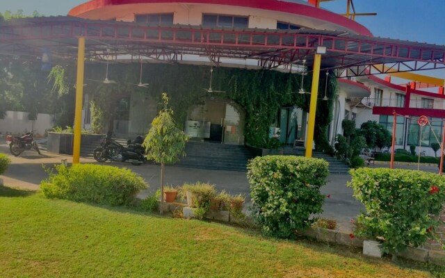 Centre Point Hotel Neemrana