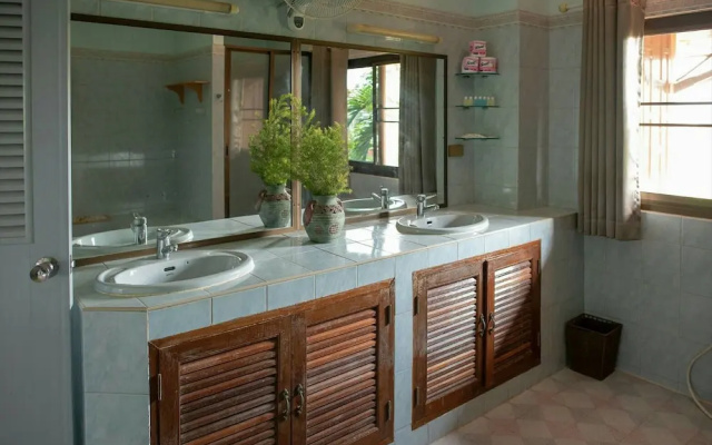 Xanadu Pool Villa at Phala