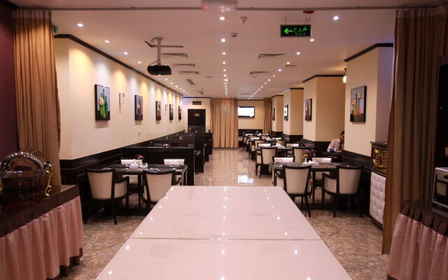 Al Khaleej Grand Hotel