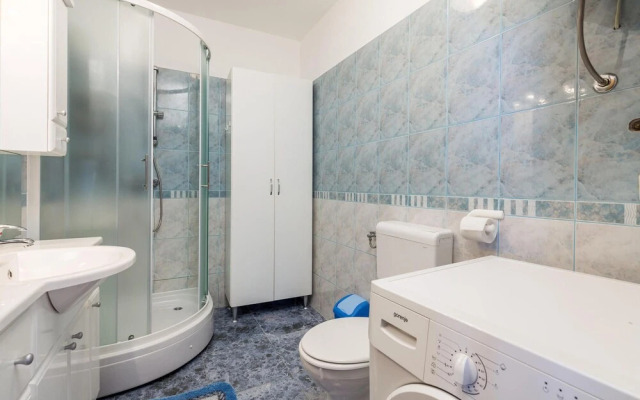 Stunning Home in Sv Juraj With Wifi and 2 Bedrooms