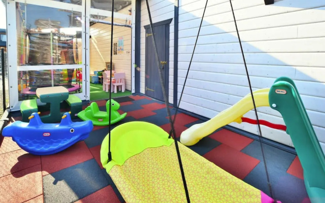 Cottage in Sianozety Near Golden Beach