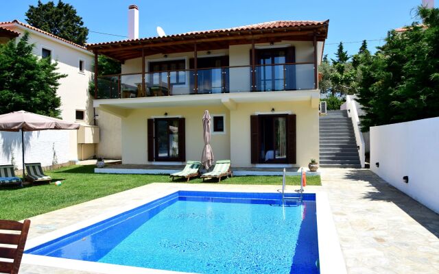 Four Seasons Villas