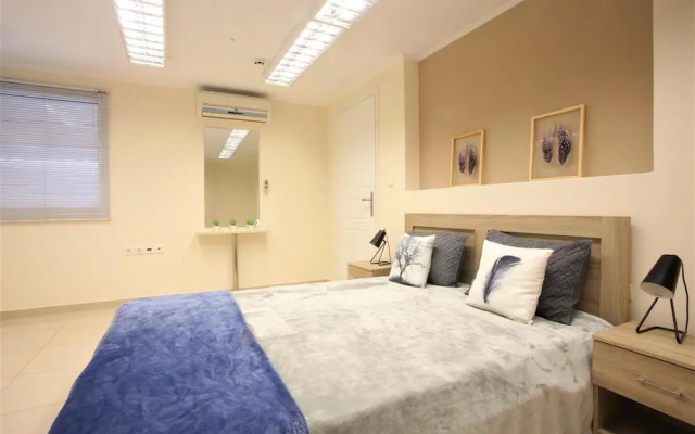 GK Airport Suites - Free Shuttle