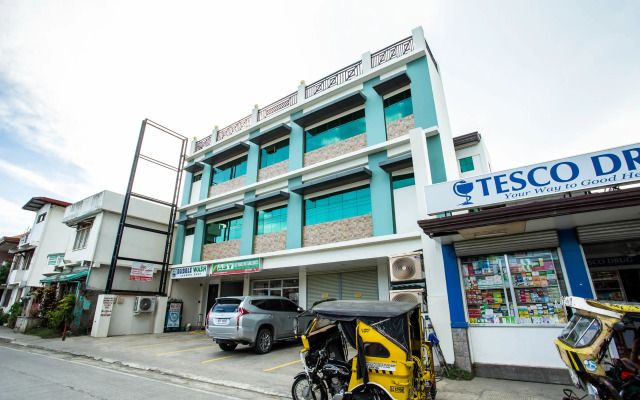 OYO 421 Deck 360 Dormitel Near Davao Medical School Foundation Hospital