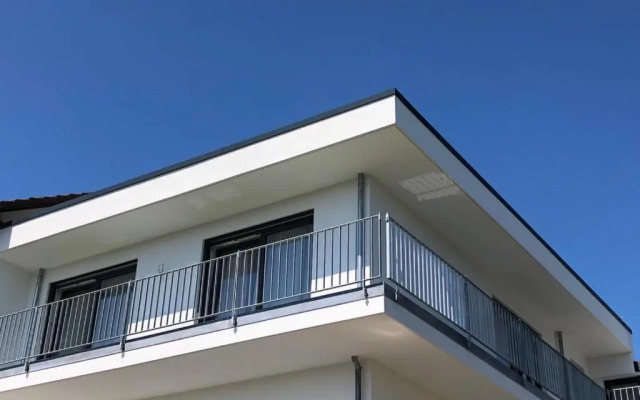 Moderne Wohnung mit Bergsicht