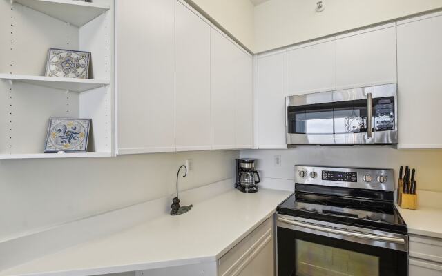 Oceania 207 3 Bedroom Condo by RedAwning