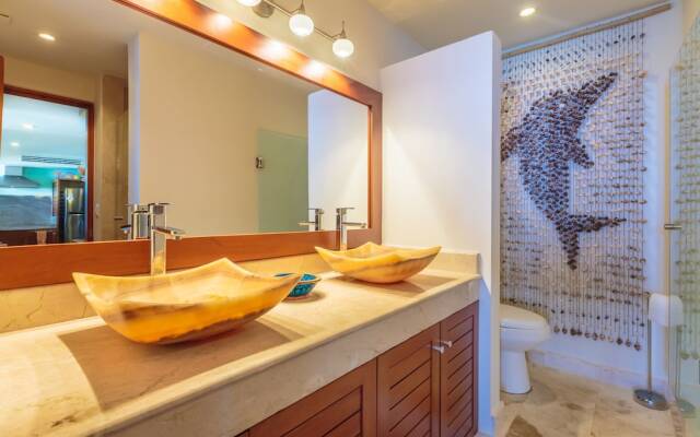 Isla 33 - One Bedroom Villa 2305