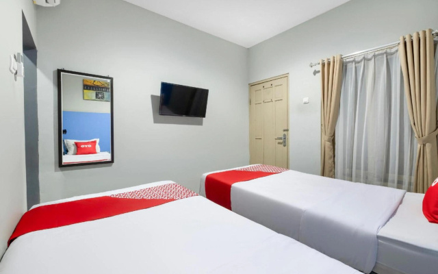 OYO 3846 Rumah Prambanan Syariah – Guest Rooms – Klaten