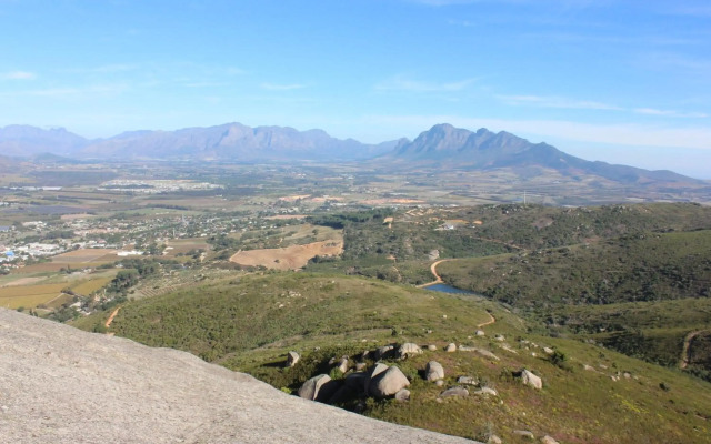 Zeederberg Corner