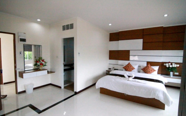 TTT Hotel