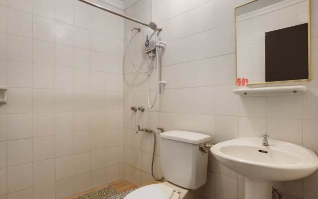 OYO 89568 Mangrove Hotel