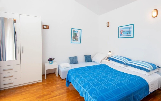 Sugor - 70 m From sea - Plavi-sa2