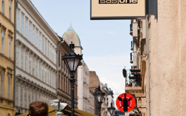 SasOne Rooms